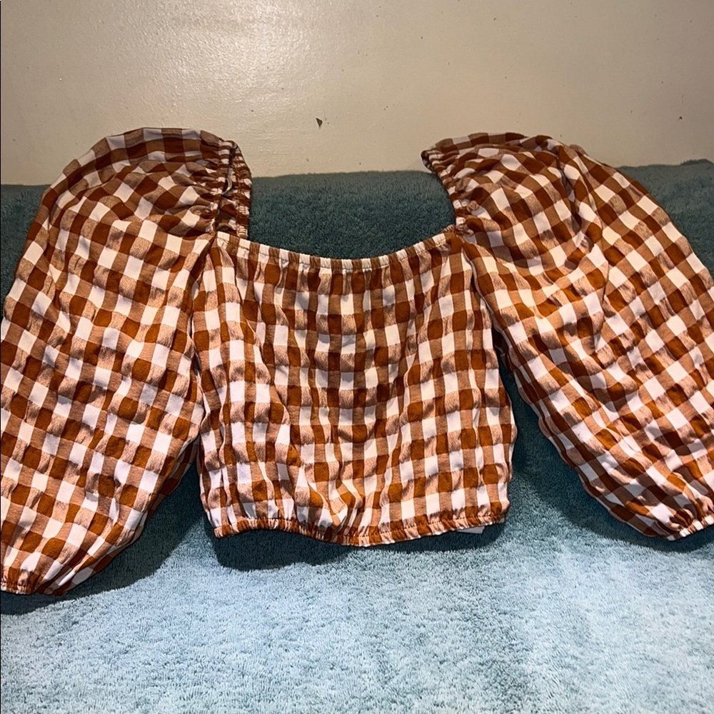 Bertha mid crop three-quarter sleeve shirt  sz L